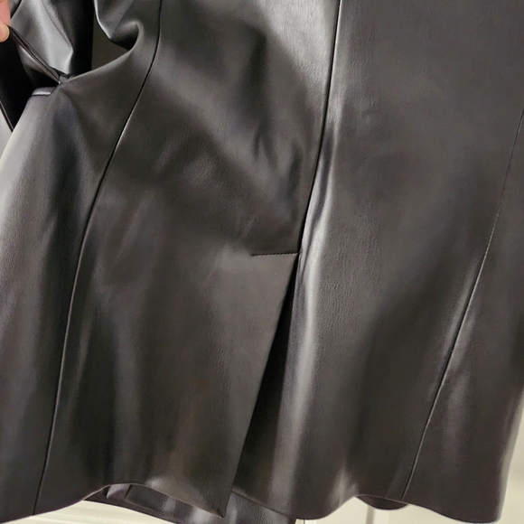 ZARA Black faux leather blazer padded shoulder Size M - Picture 7 of 7